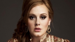 Adele Bertransformasi Menjadi George Michael