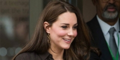 Ternyata Kate Middleton Pakai Anting Buatan Indonesia