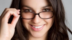 Tips Memilih Kacamata Sesuai  Bentuk Wajah
