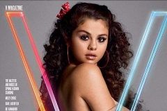 Foto 'Topless' Selena Gomez Tuai Kritik di Sosial Media